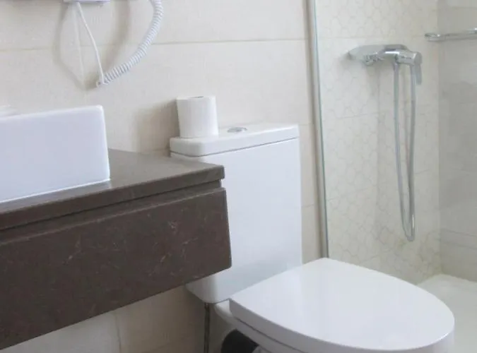 A Vista 3* בליאל